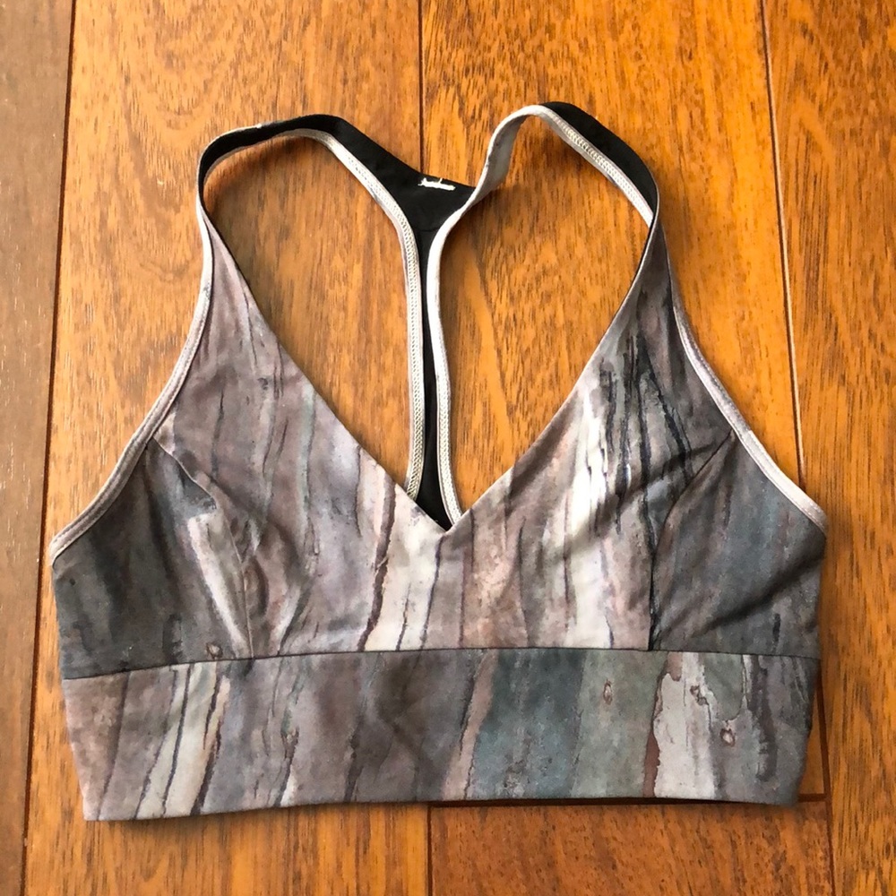 Reversible lululemon sports bra